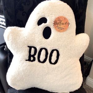 Halloween Sherpa oversized ghost shaped pillow BOO NWT